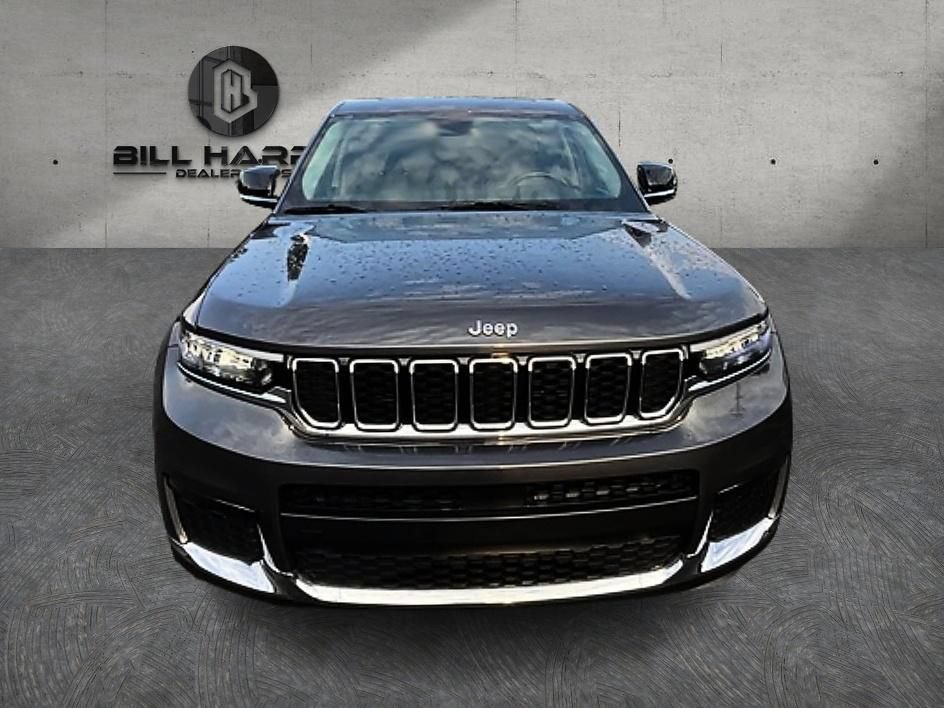 Used 2021 Jeep Grand Cherokee L Limited w/ Trailer Tow Group (B) AWD/4WD image 2