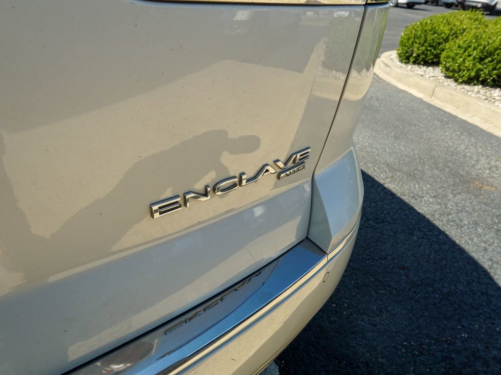 Used 2017 Buick Enclave Premium w/ Experience Buick Package image 8