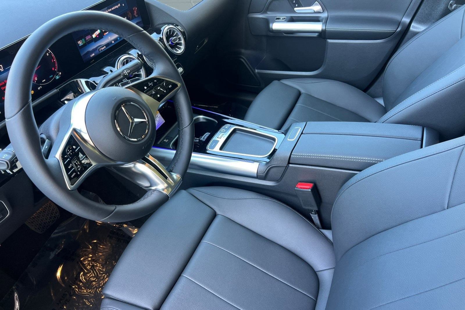 Certified 2025 Mercedes-Benz GLA 250 image 4