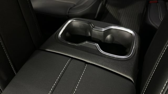 New 2027 Chevrolet Traverse LT w/ Midnight/Sport Edition FWD image 25