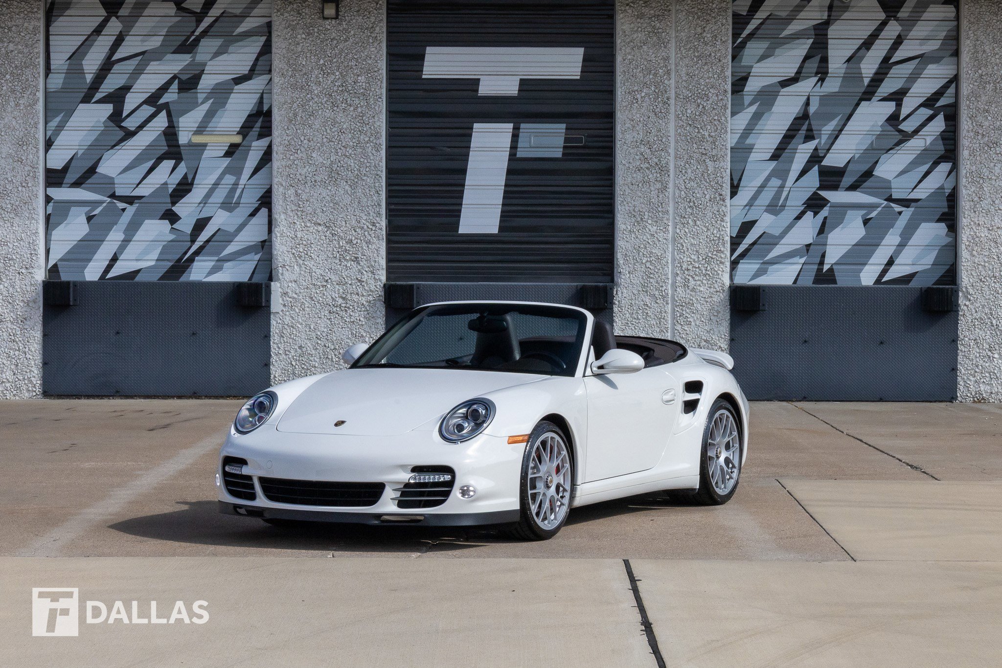 Used 2012 Porsche 911 Turbo image 5