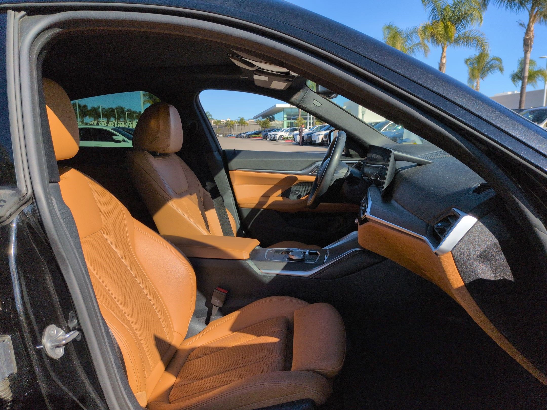 Certified 2024 BMW i4 eDrive40 w/ M Sport Package image 31