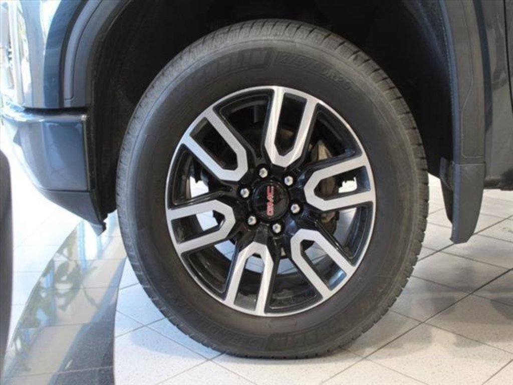 Used 2019 GMC Sierra 1500 AT4 w/ AT4 Premium Package image 9