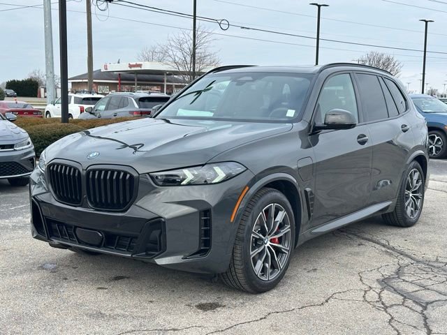 New 2026 BMW X5 xDrive50e w/ Executive Package image 6