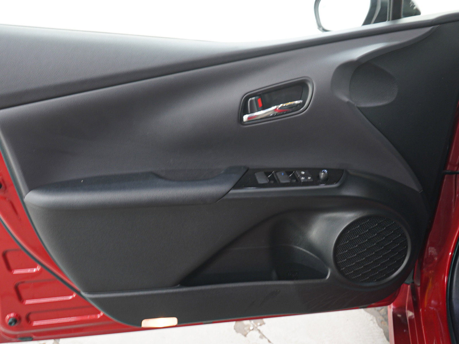 Used 2021 Toyota Prius w/ Protection Package #2 (TMS) FWD image 18