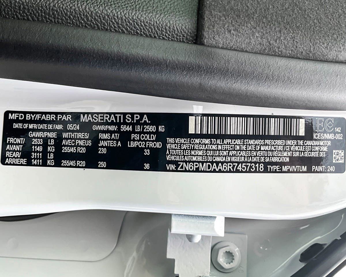 Used 2024 Maserati Grecale GT image 25