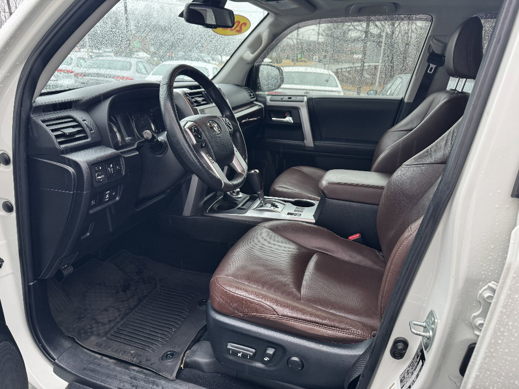 Used 2022 Toyota 4Runner Limited image 8