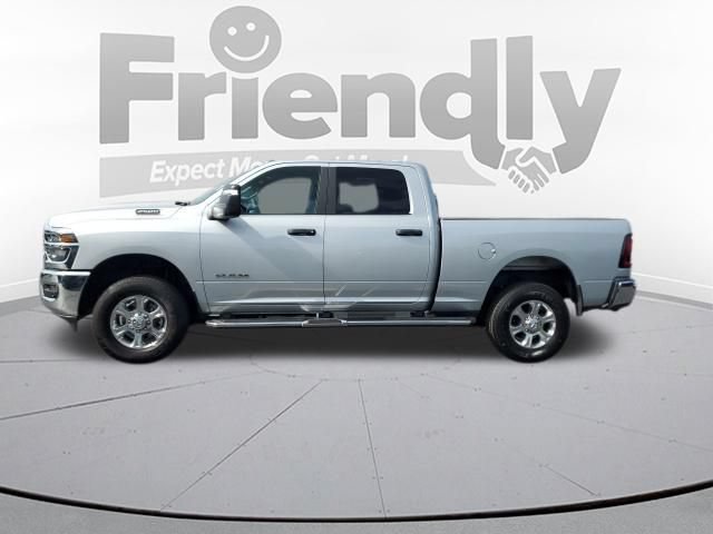 Used 2026 RAM 2500 Big Horn AWD/4WD image 2
