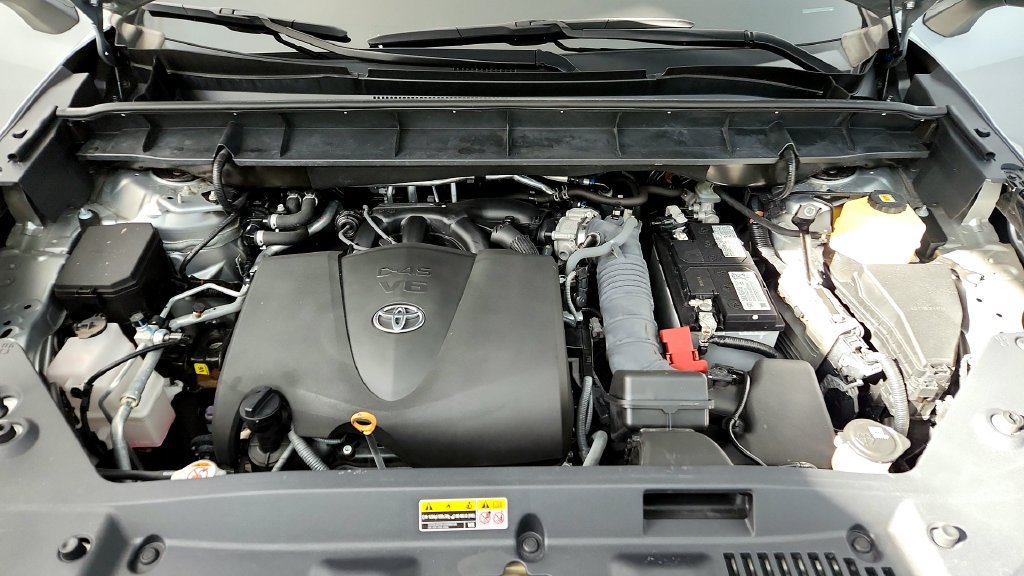 Certified 2020 Toyota Highlander L AWD/4WD image 23