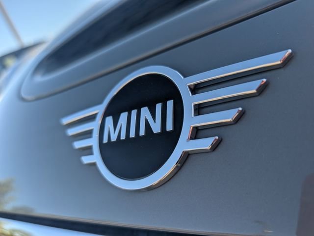 Used 2019 MINI Cooper S image 25