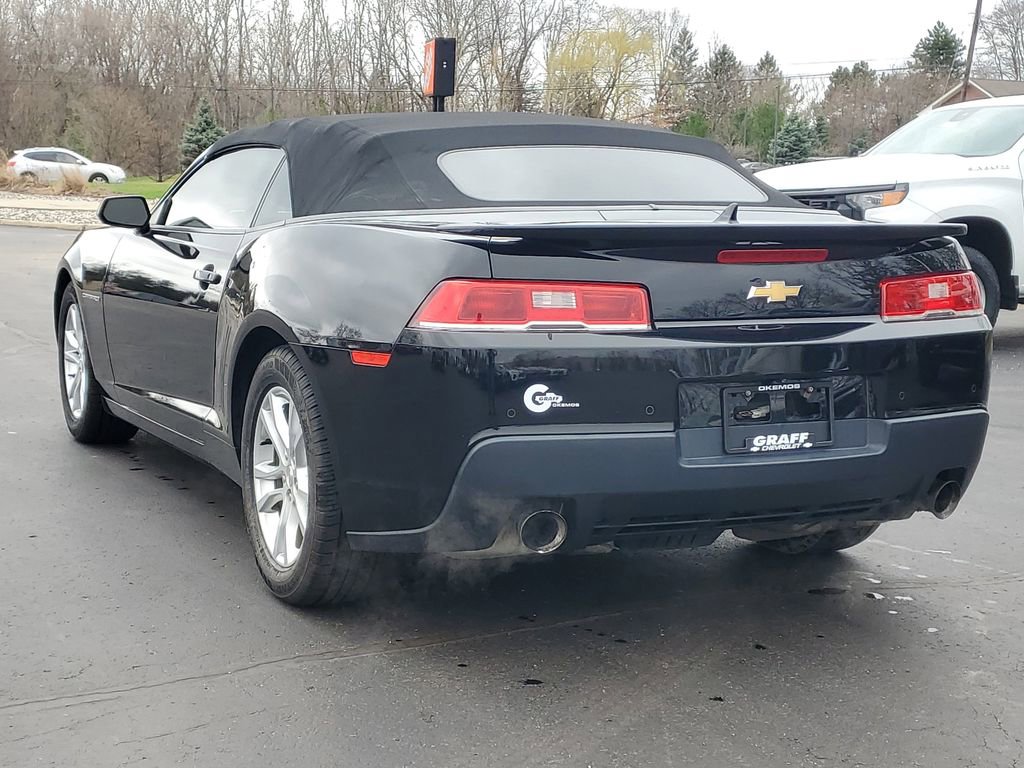 Used 2015 Chevrolet Camaro LT RWD image 4