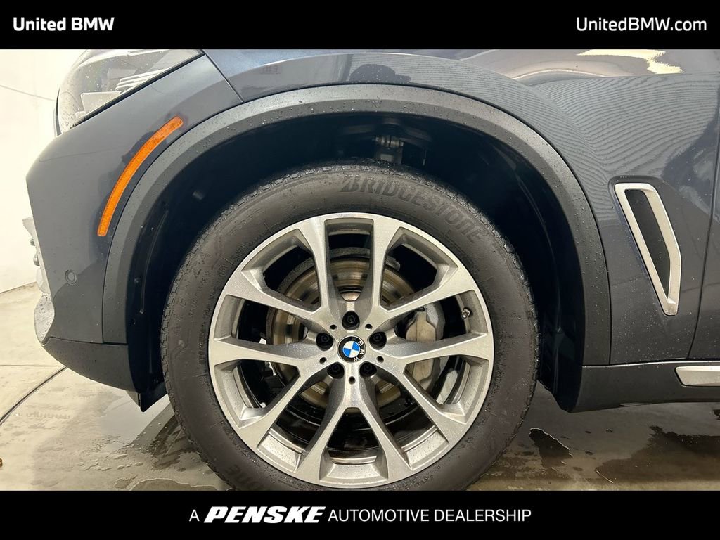 Used 2021 BMW X5 xDrive40i w/ Convenience Package image 10