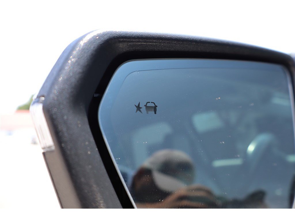 Used 2020 Chevrolet Equinox Premier FWD image 13