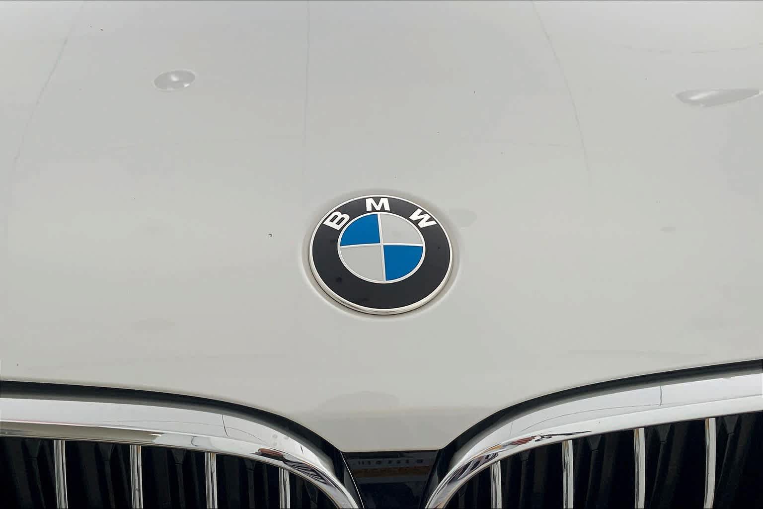 Used 2017 BMW 740i RWD image 30