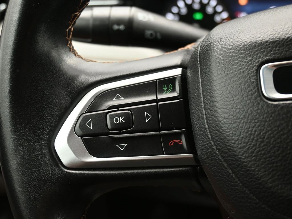 Certified 2022 Jeep Compass Limited image 24