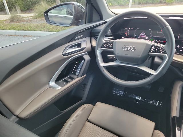 Certified 2025 Audi Q5 Premium Plus w/ Premium Plus image 13