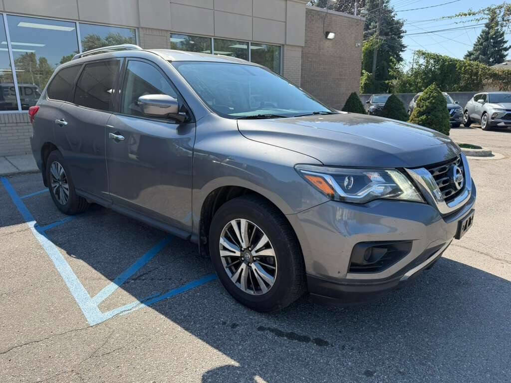 Used 2020 Nissan Pathfinder S