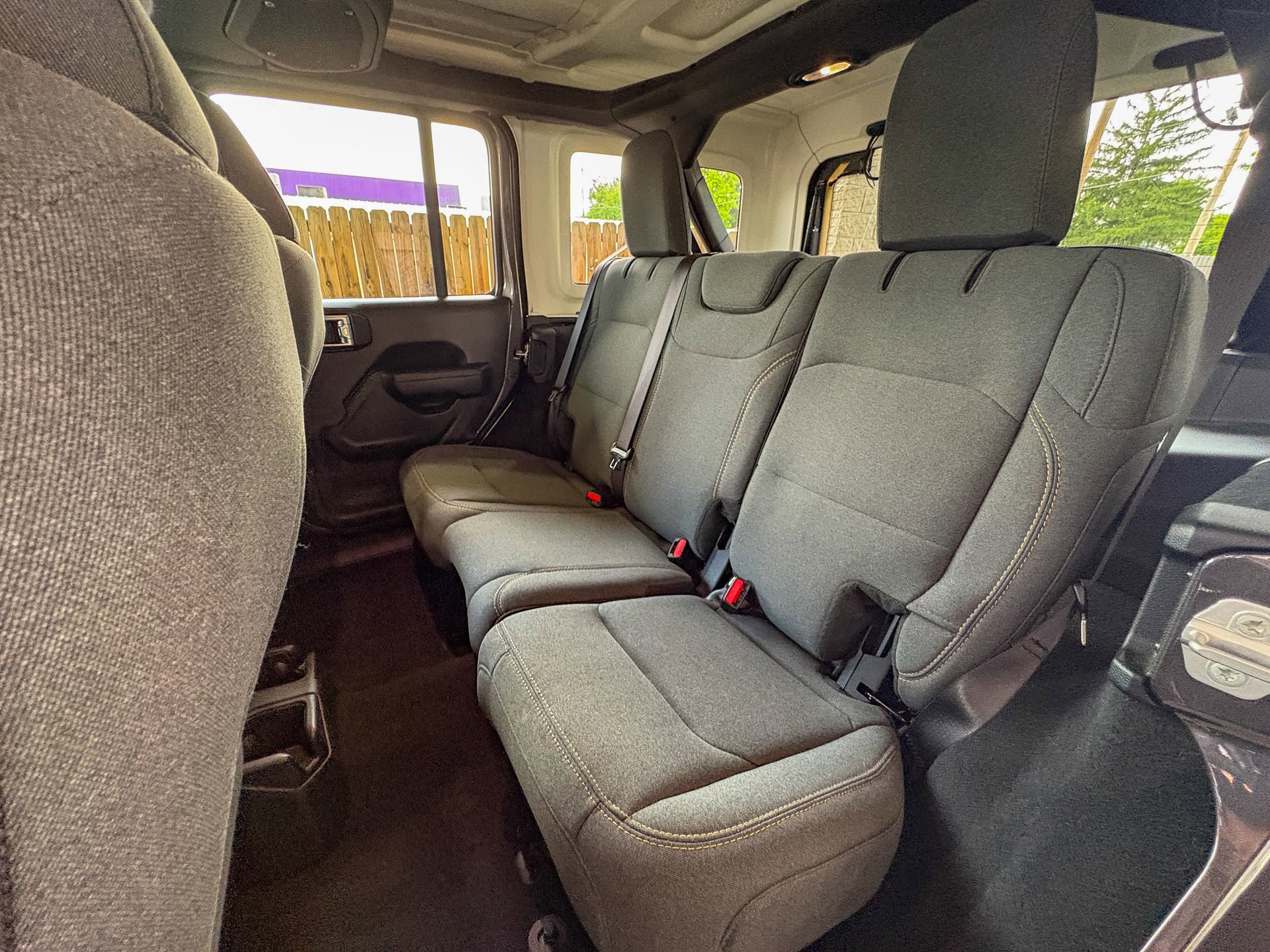 Used 2025 Jeep Wrangler Unlimited Sport AWD/4WD image 25