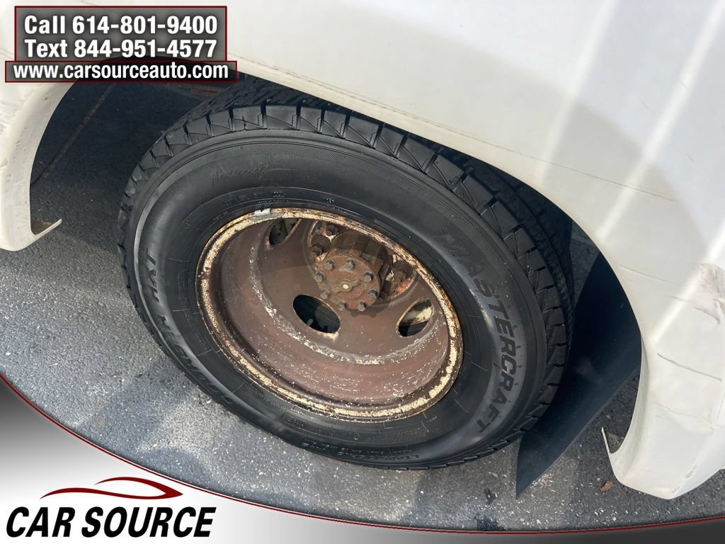 Used 2008 Ford E-350 and Econoline 350 Super Duty RWD image 14
