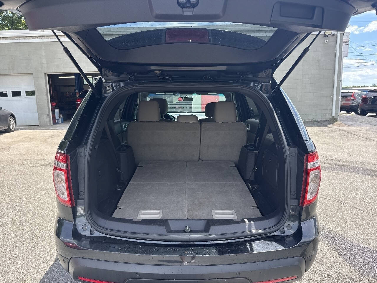 Used 2012 Ford Explorer XLT AWD/4WD image 13