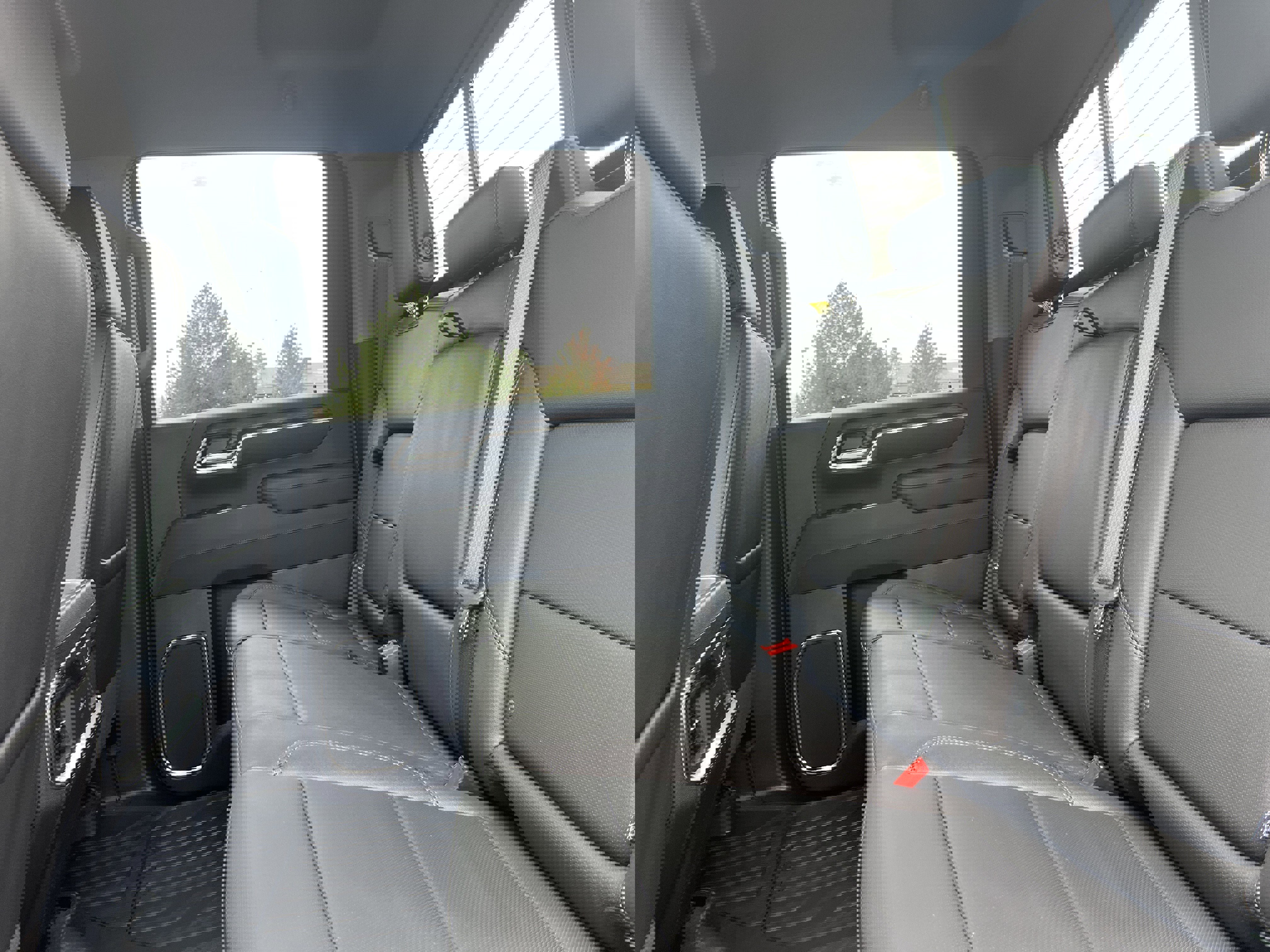 New 2026 GMC Sierra 2500 SLT image 17