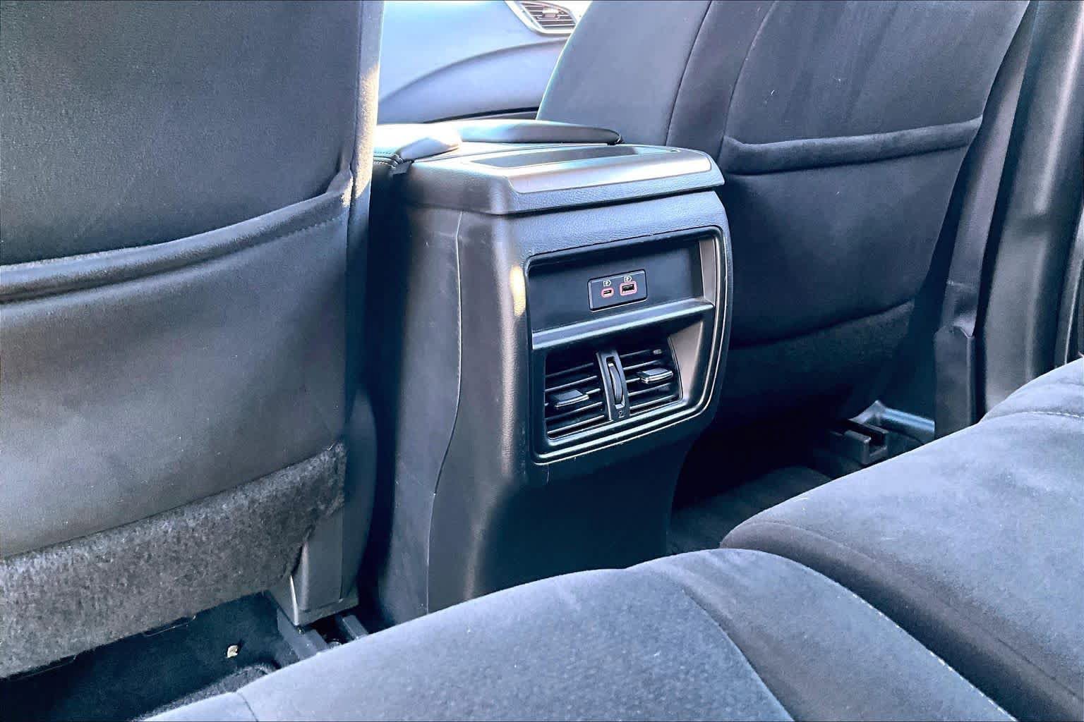 Used 2019 Nissan Murano S image 34