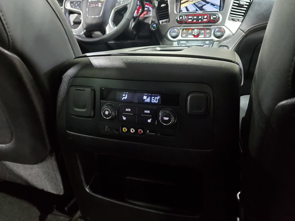 Used 2016 GMC Yukon SLT w/ Open Road Package AWD/4WD image 23