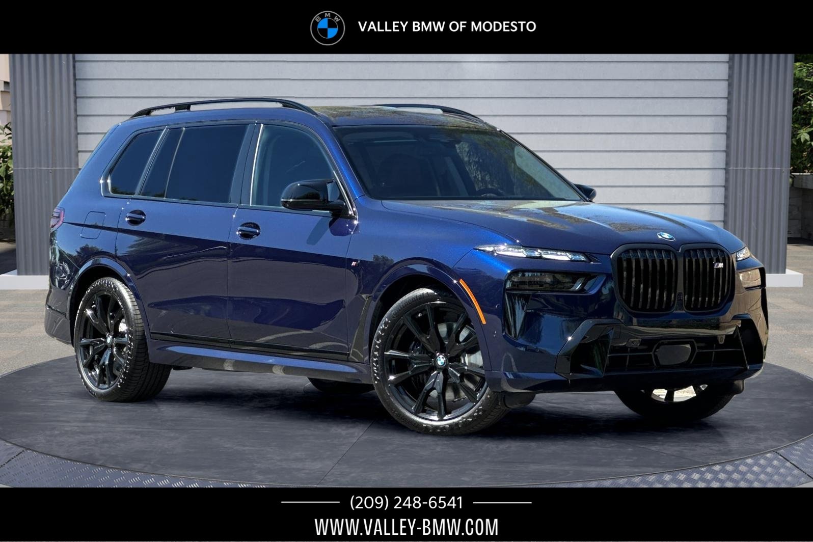 New 2026 BMW X7 M60i