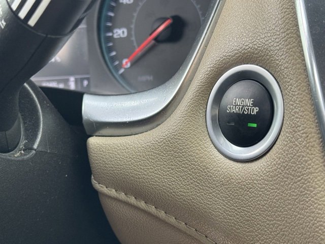 Used 2023 Chevrolet Traverse LS image 17