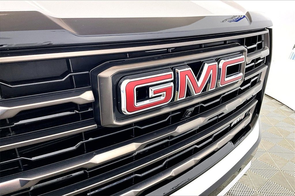 Used 2025 GMC Yukon AT4 Ultimate image 24