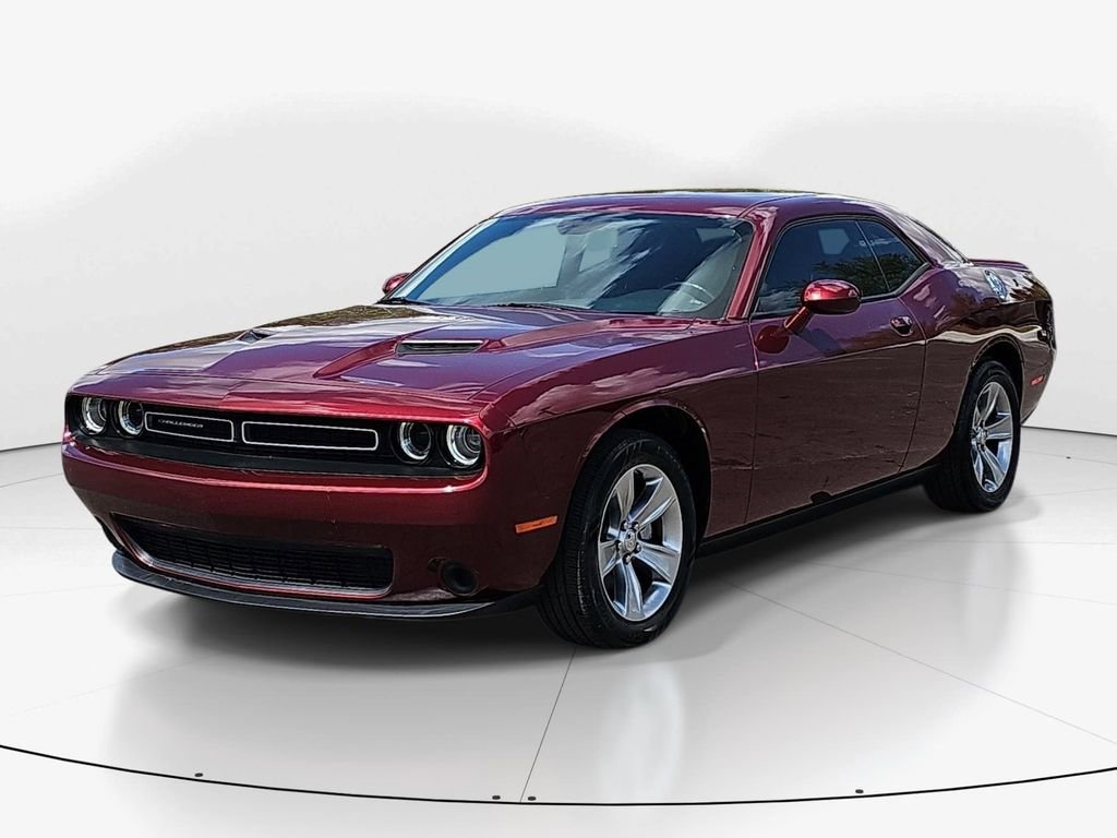 Used 2020 Dodge Challenger SXT image 10