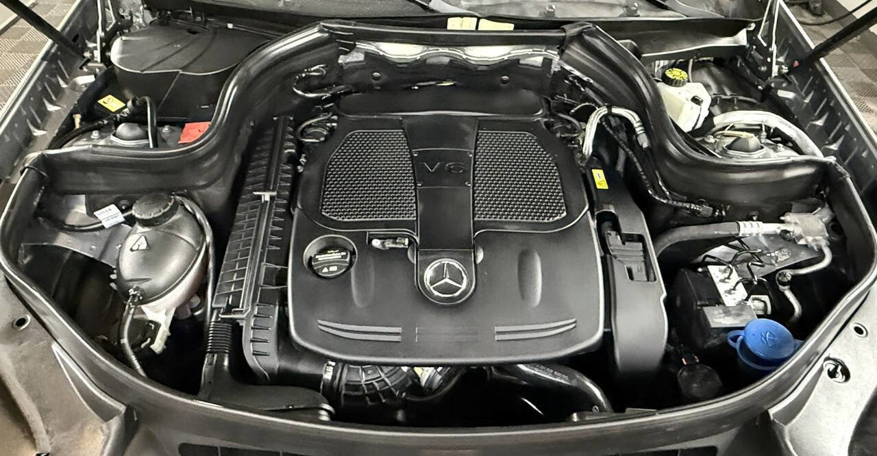 Used 2015 Mercedes-Benz GLK 350 2WD image 27