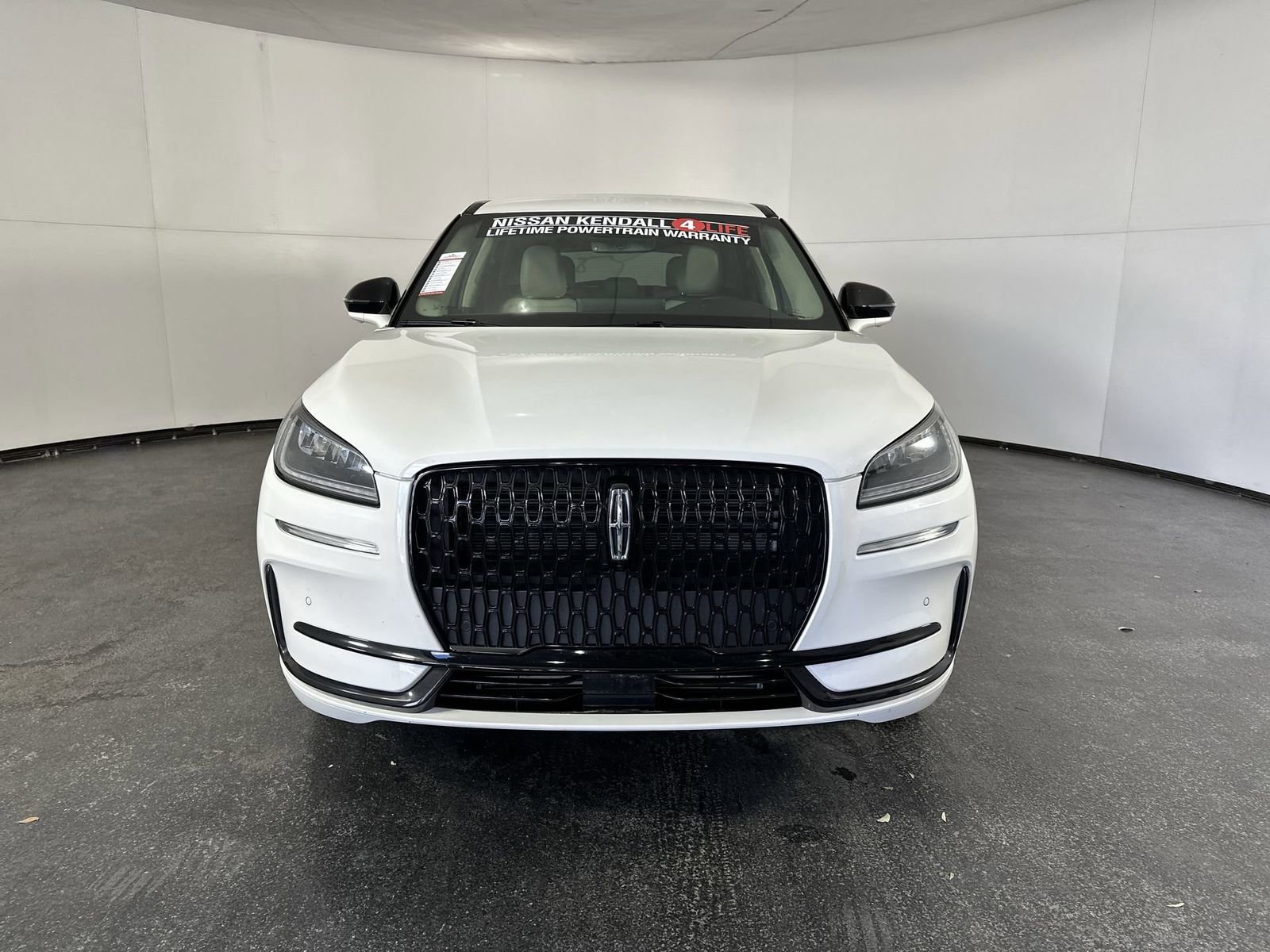 Used 2025 Lincoln Corsair FWD w/ Equipment Group 101A image 4