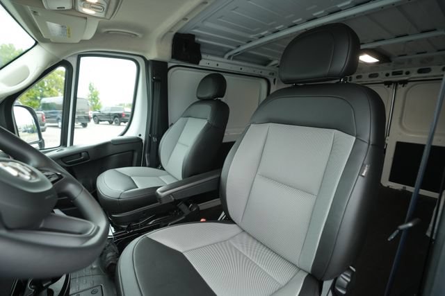 Used 2024 RAM ProMaster 3500 w/ Convenience Group FWD image 36