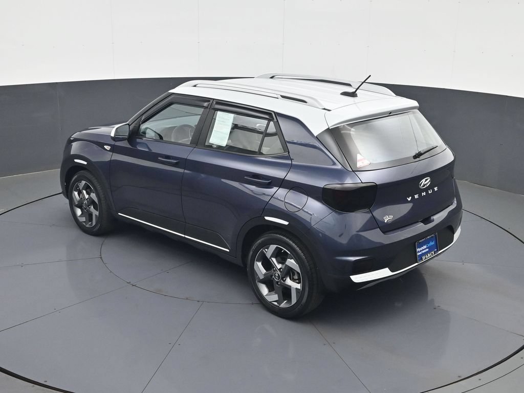 Certified 2024 Hyundai Venue Limited FWD image 19