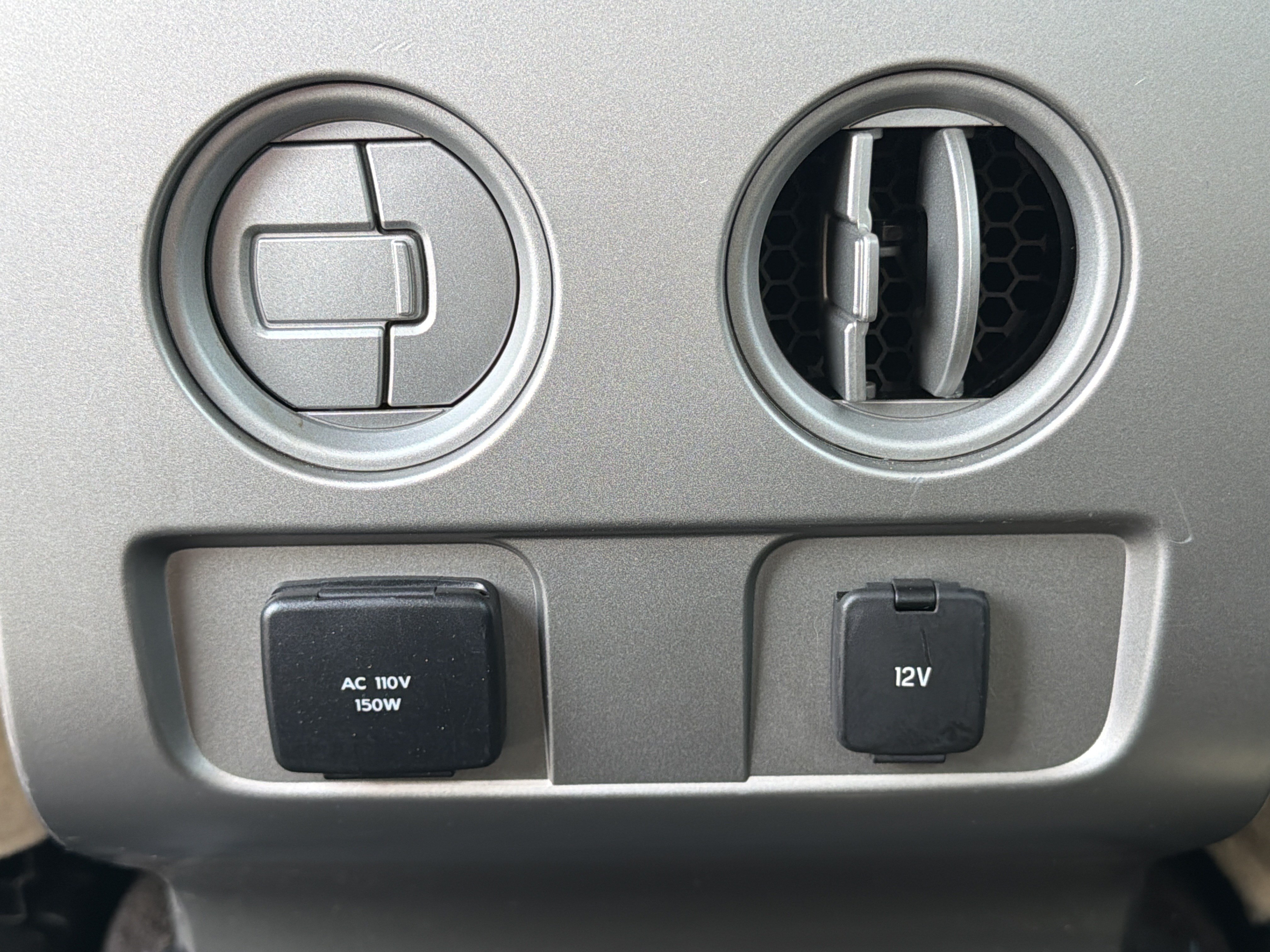 Used 2013 Ford F150 Lariat w/ Lariat Chrome Pkg RWD image 18