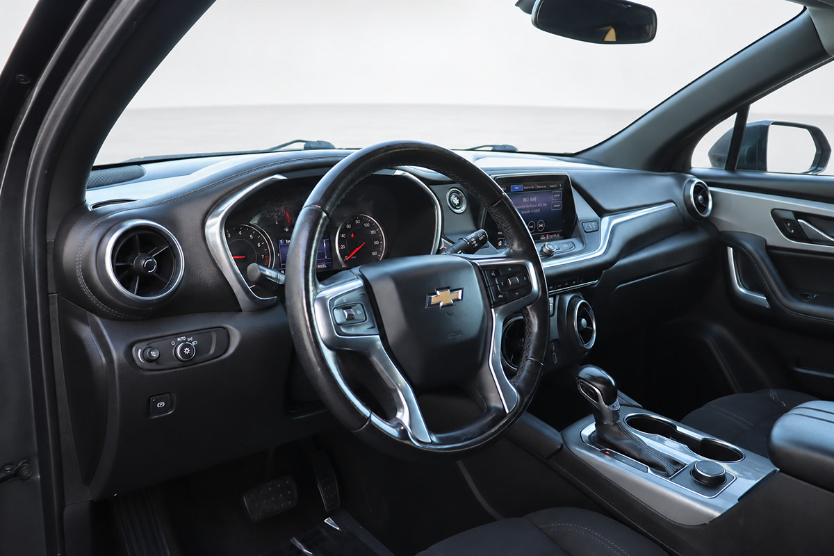 Used 2020 Chevrolet Blazer LT FWD image 26