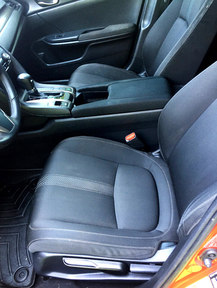 Used 2018 Honda Civic Sport image 12