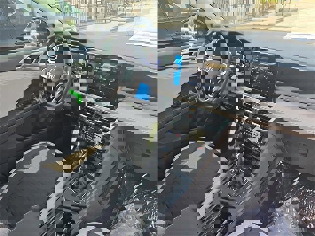 New 2025 Volkswagen Taos SE image 23