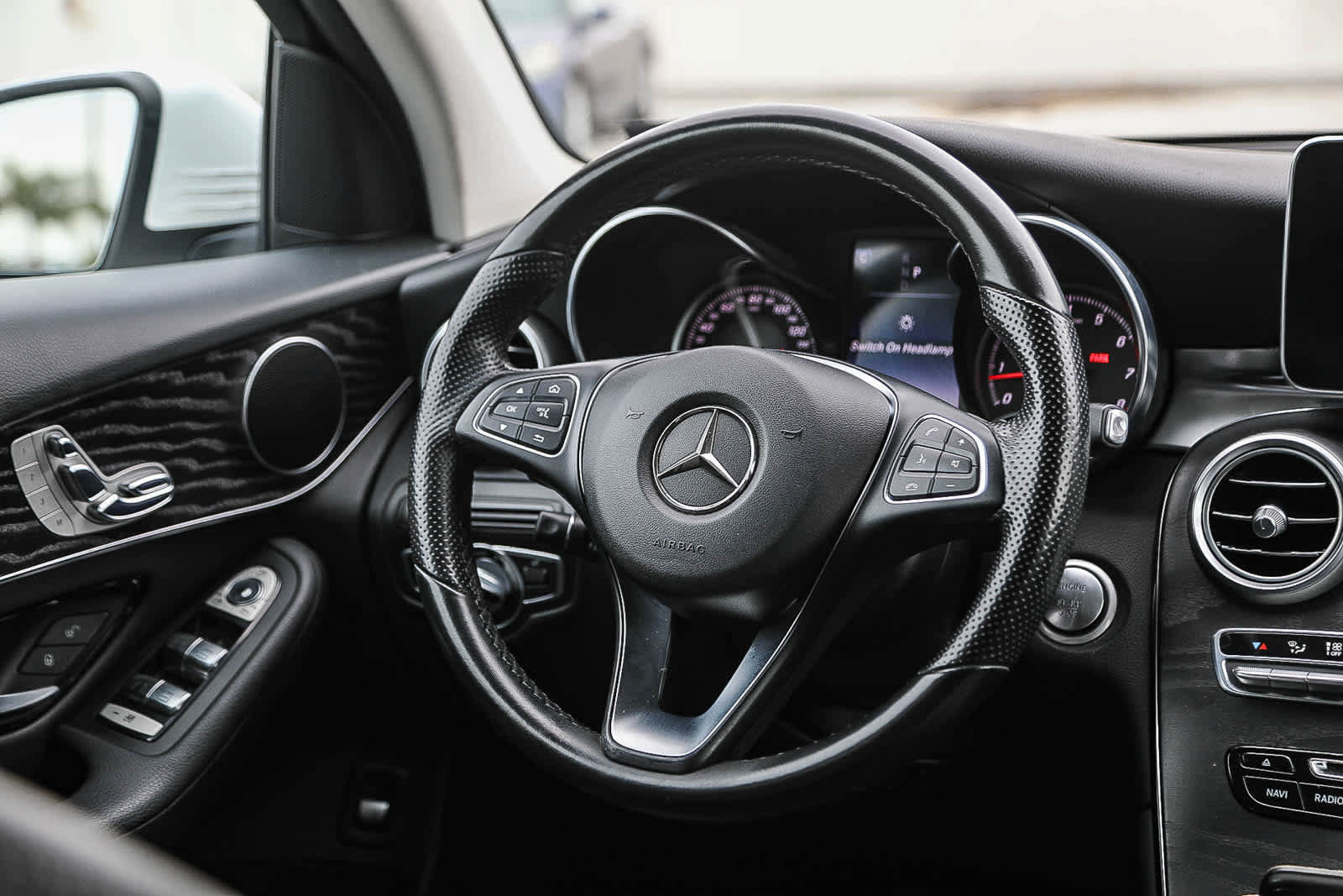 Used 2016 Mercedes-Benz GLC 300 image 15