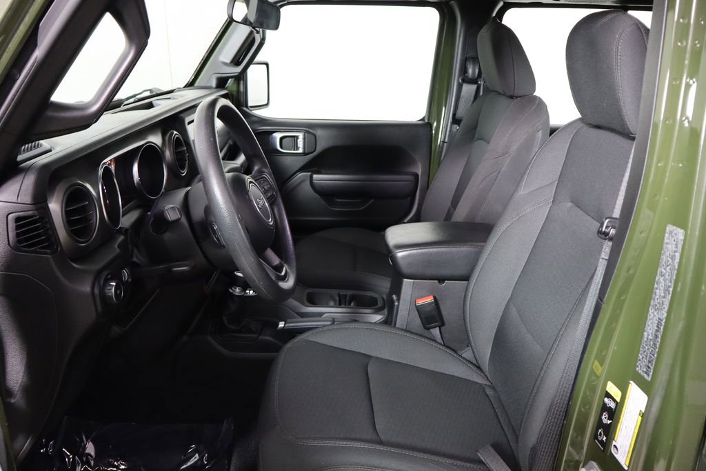 Used 2023 Jeep Wrangler Unlimited Sport AWD/4WD image 14