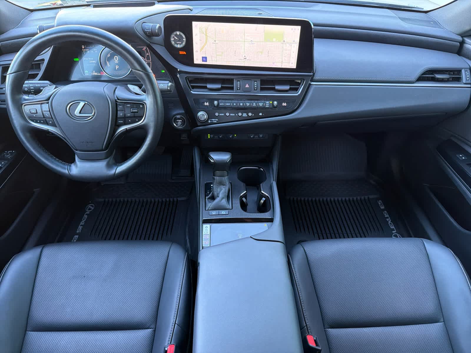 Certified 2025 Lexus ES 300h w/ Premium Package FWD image 3