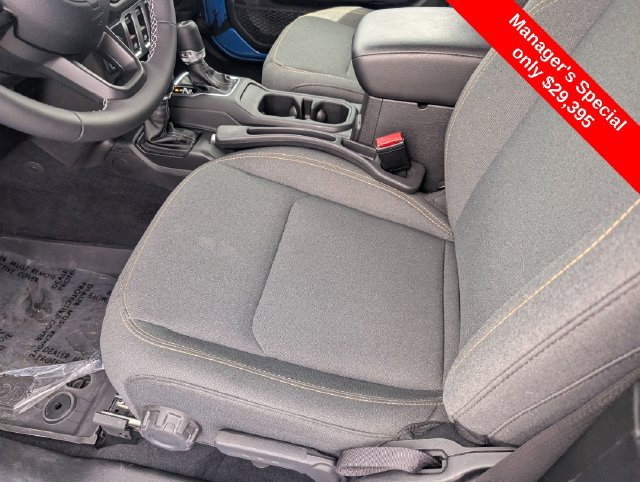Used 2025 Jeep Wrangler Sport AWD/4WD image 19