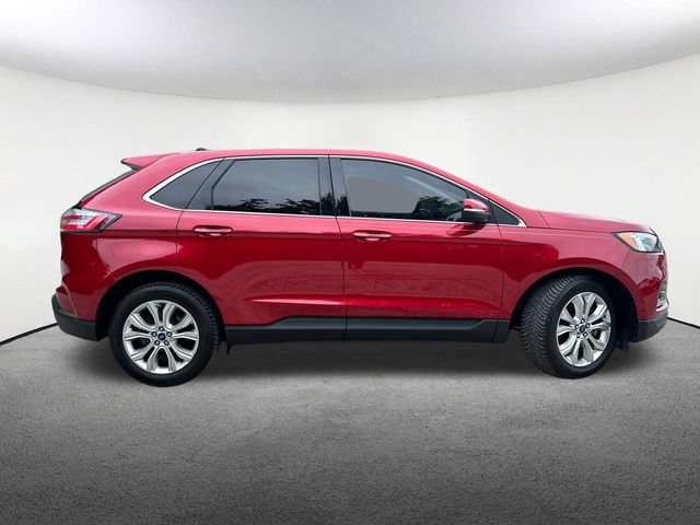 Used 2020 Ford Edge Titanium w/ Equipment Group 301A AWD/4WD image 18