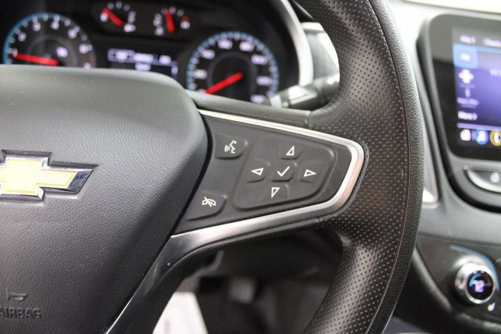 Used 2022 Chevrolet Malibu LT image 33