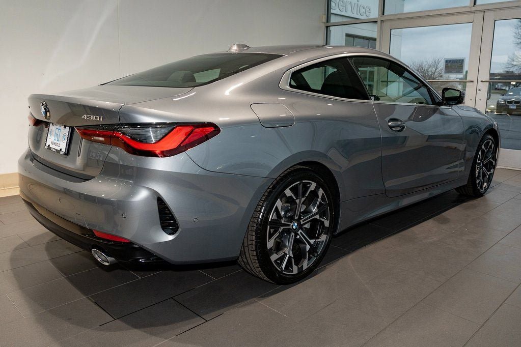 New 2026 BMW 430i xDrive Coupe w/ Premium Package AWD/4WD image 5