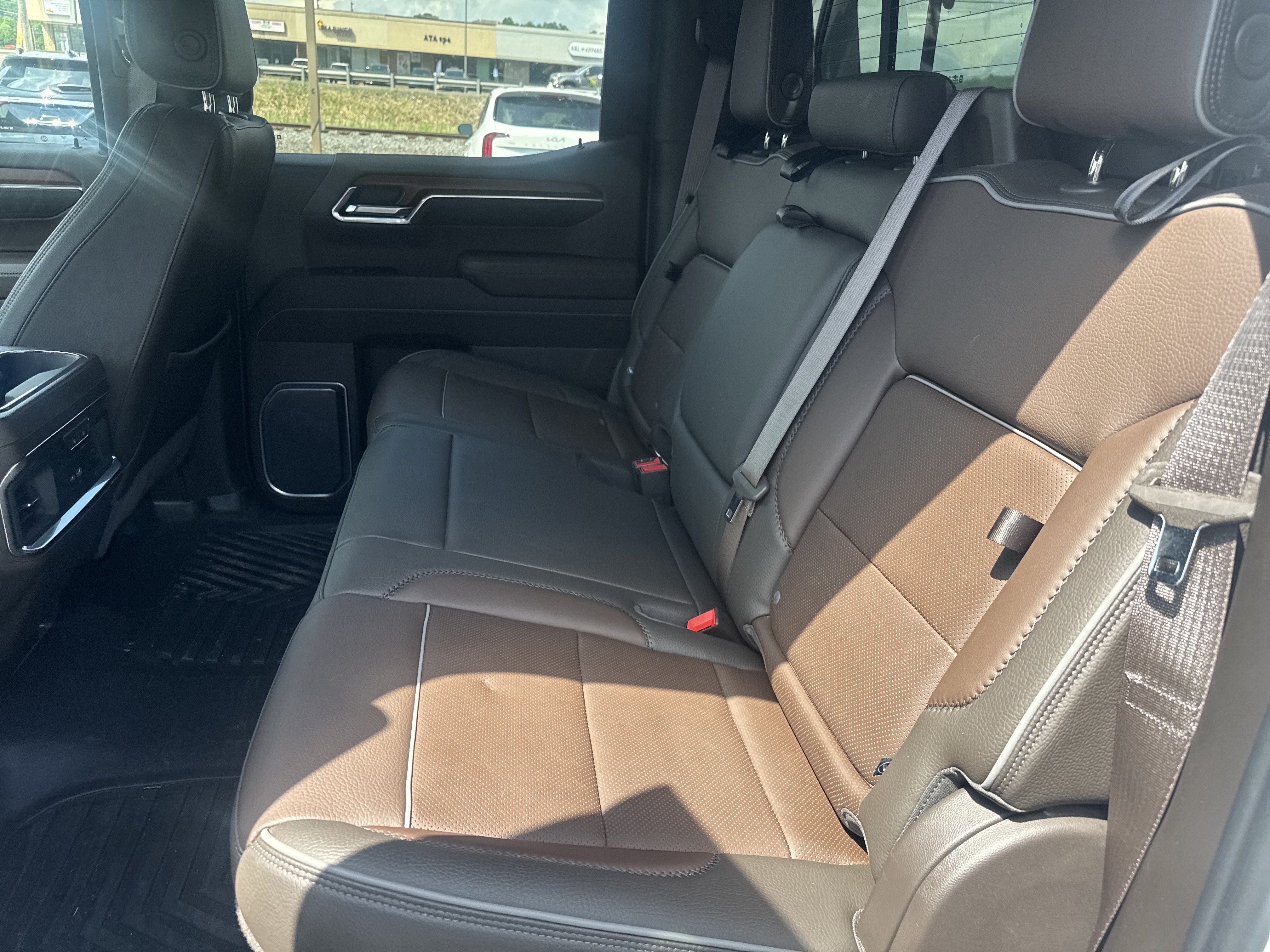 Used 2022 GMC Sierra 1500 Denali AWD/4WD image 13