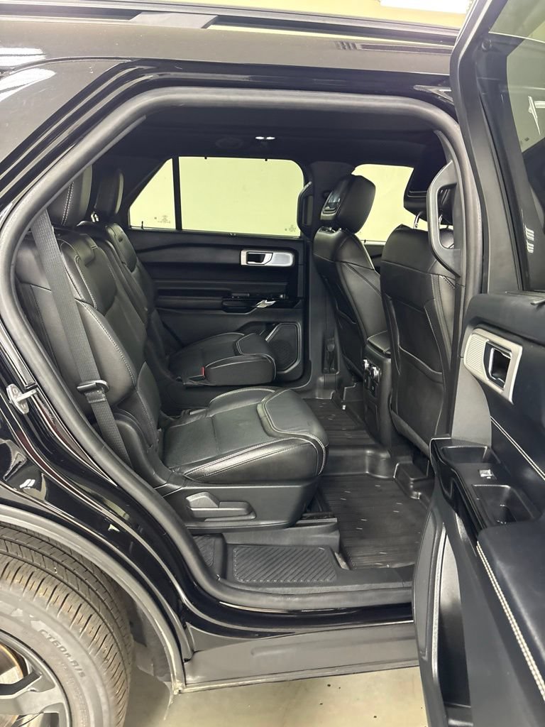 Used 2022 Ford Explorer ST w/ Equipment Group 401A AWD/4WD image 31
