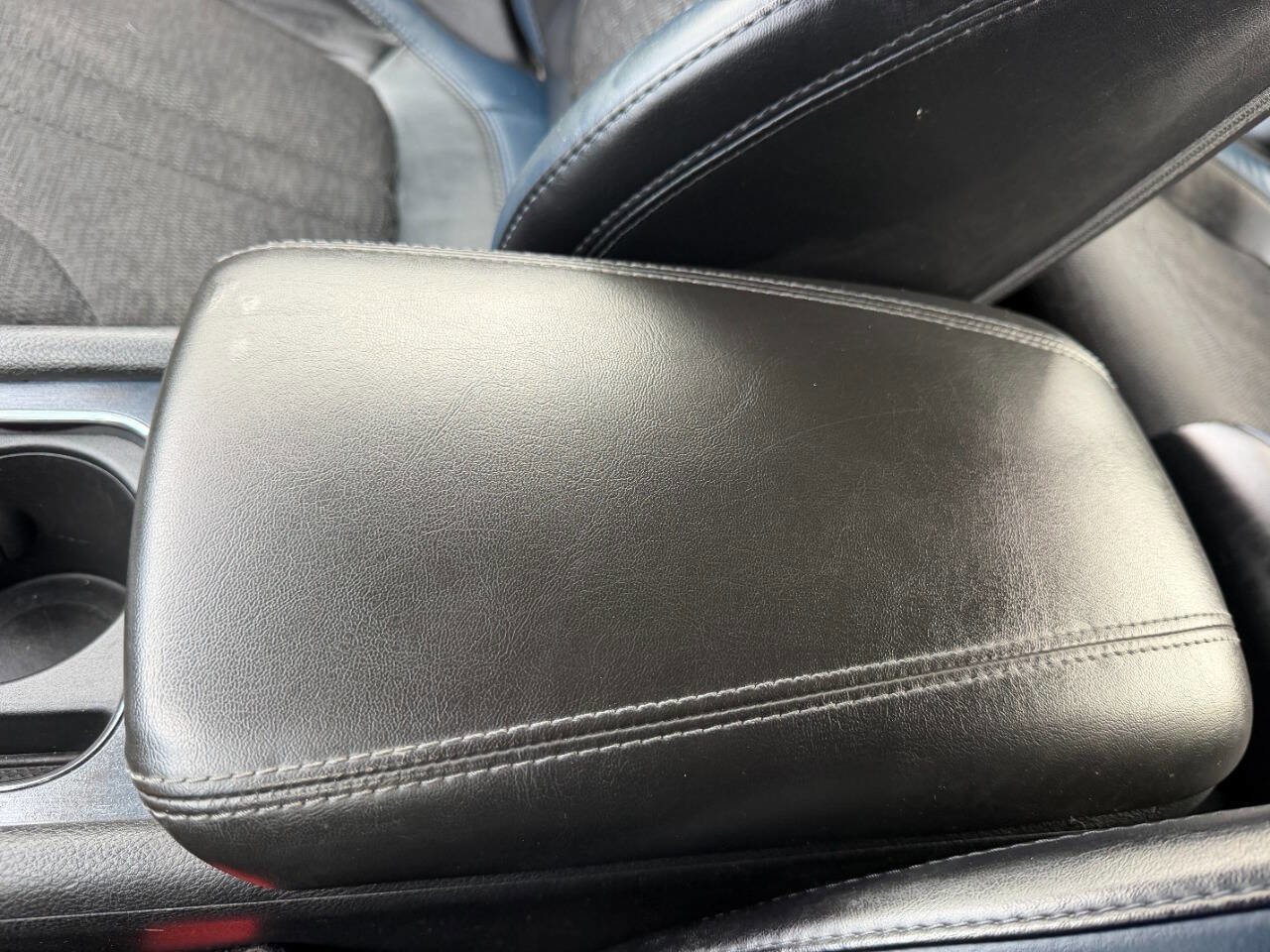 Used 2016 Chrysler 200 S w/ Comfort Group image 48