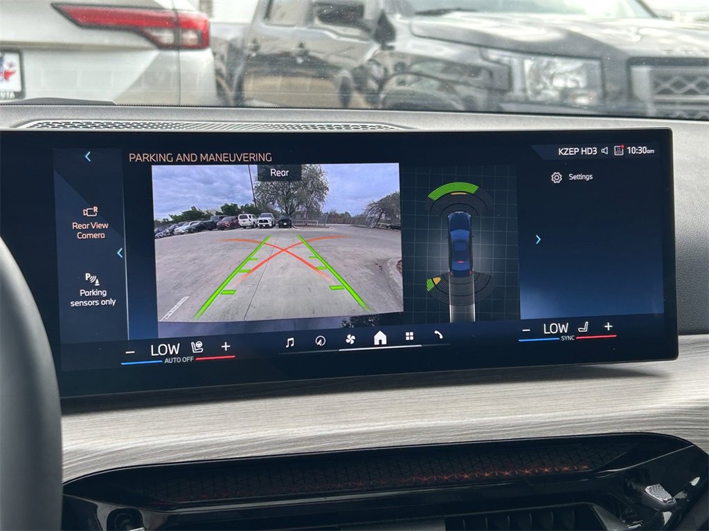 Used 2025 BMW 330i xDrive Sedan image 38